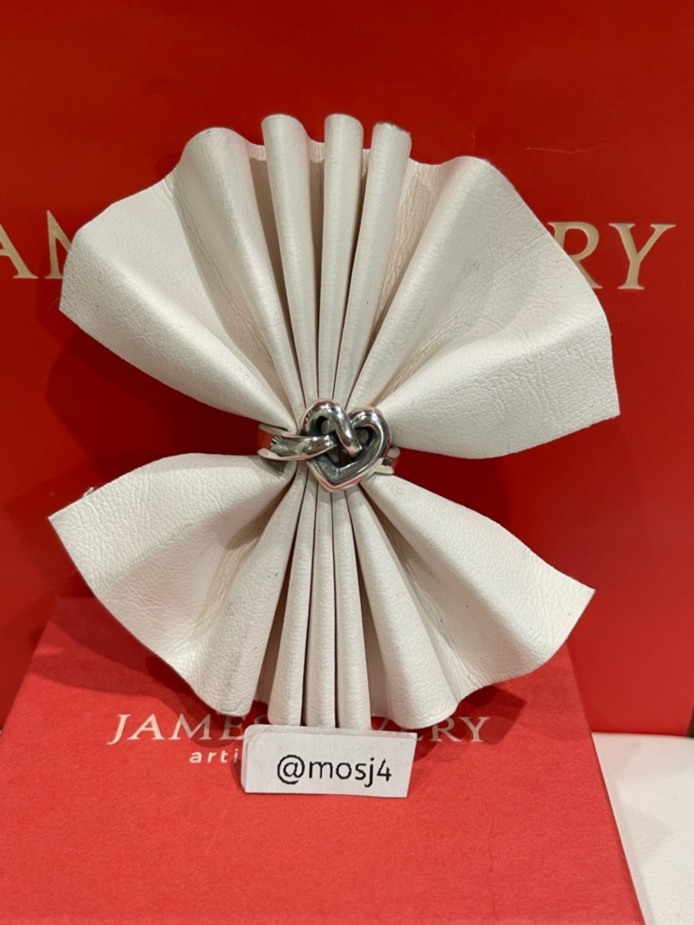 Retired James Avery Lovers Knot Ring